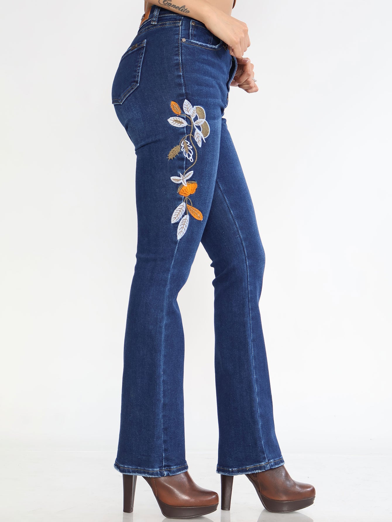 Pantalones Vaqueros de Mujer con Bordado Floral - Talle Alto con Elegancia y Comodidad